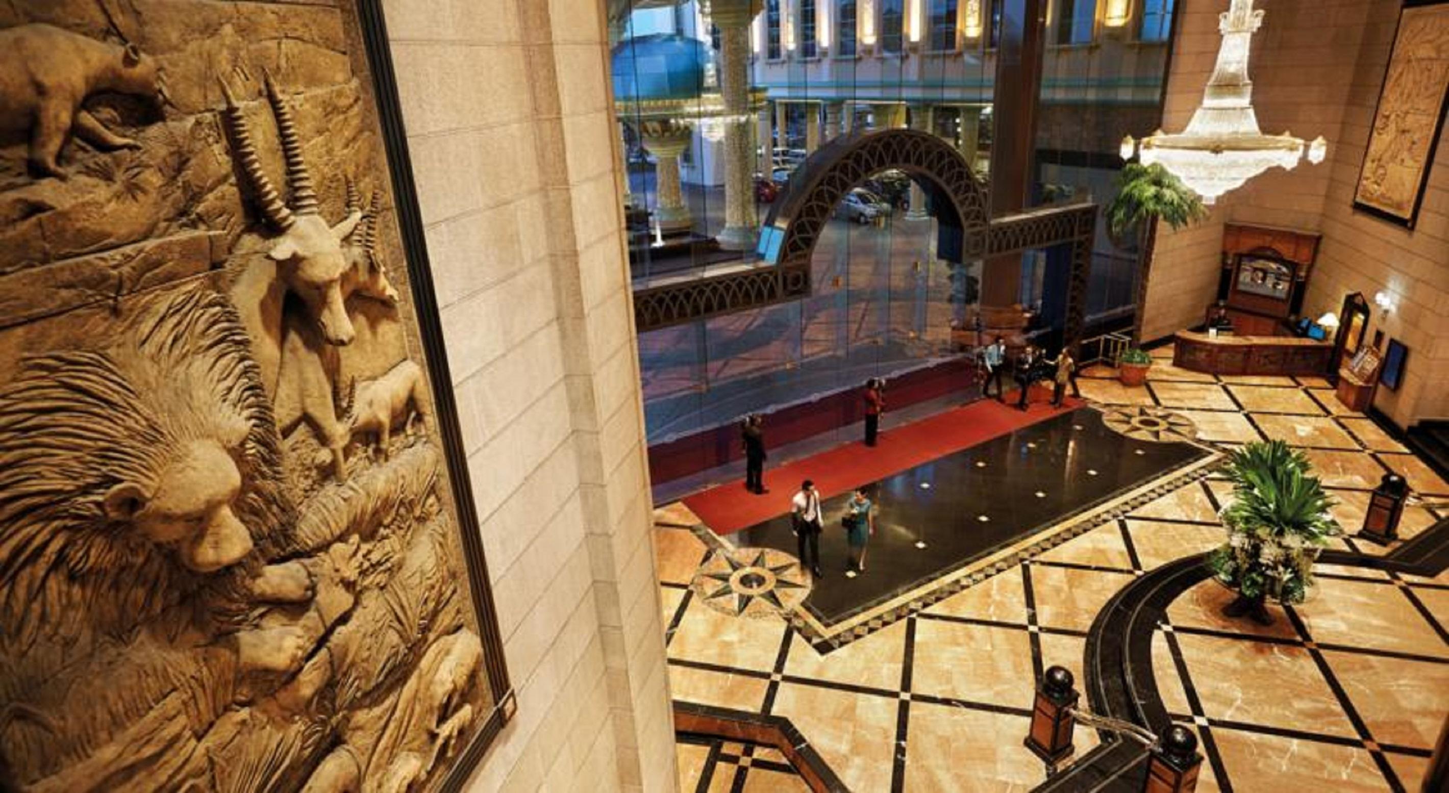Sunway Resort Hotel Petaling Dzsaja Kültér fotó The lobby of the Taj Mahal Palace