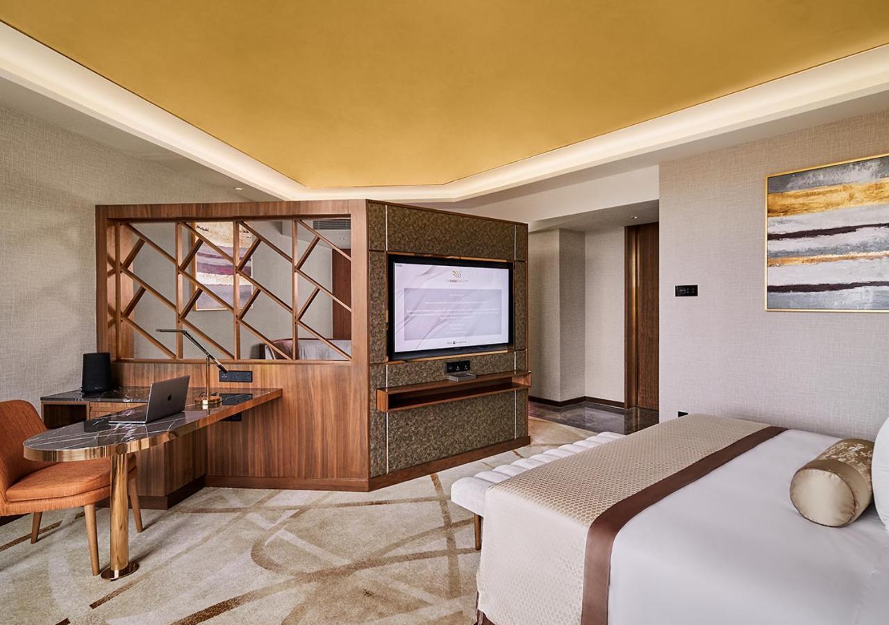 Sunway Resort Hotel Petaling Dzsaja Kültér fotó A suite at the hotel
